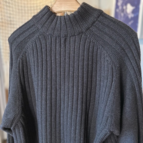 Eddie Bauer 100% Marino Wool Black Quarter Zip Sweater - Picture 8 of 9